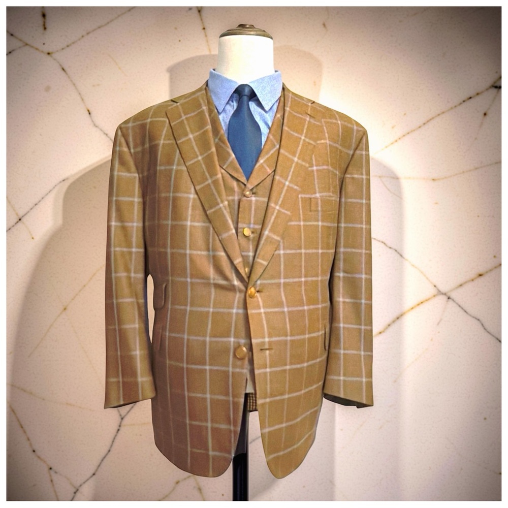 Tom James Custom 3-Piece Suit | Windowpane | Gold Buttons | Classic Tailored